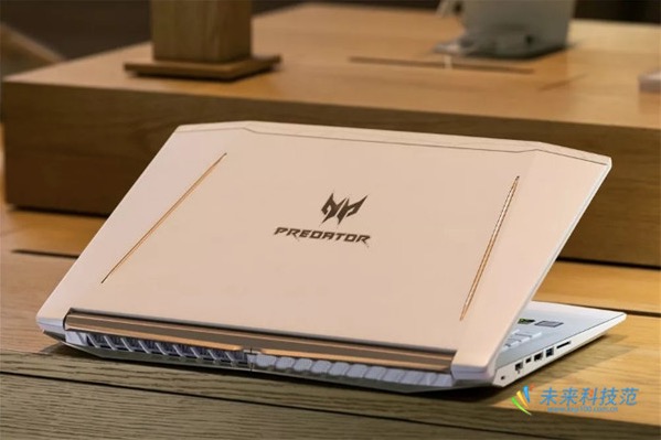 宏碁掠奪者HELIOS 300白金版評(píng)測(cè):電競(jìng)筆記本中的優(yōu)雅野獸派-鋒巢網(wǎng)