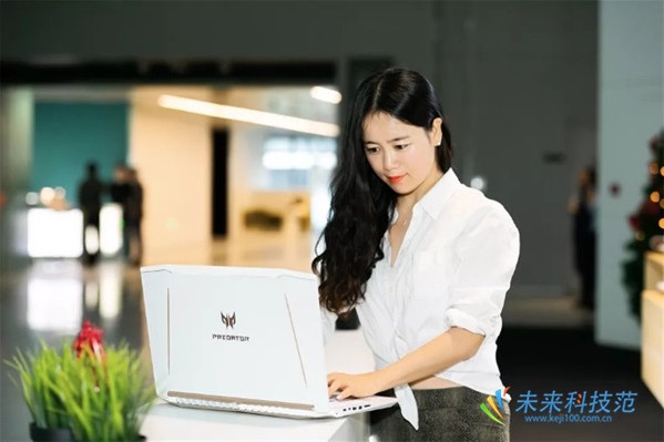 宏碁掠奪者HELIOS 300白金版評(píng)測(cè):電競(jìng)筆記本中的優(yōu)雅野獸派-鋒巢網(wǎng)