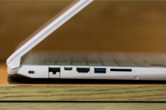 宏碁掠奪者HELIOS 300白金版評(píng)測(cè)：電競(jìng)筆記本中的優(yōu)雅野獸派-鋒巢網(wǎng)