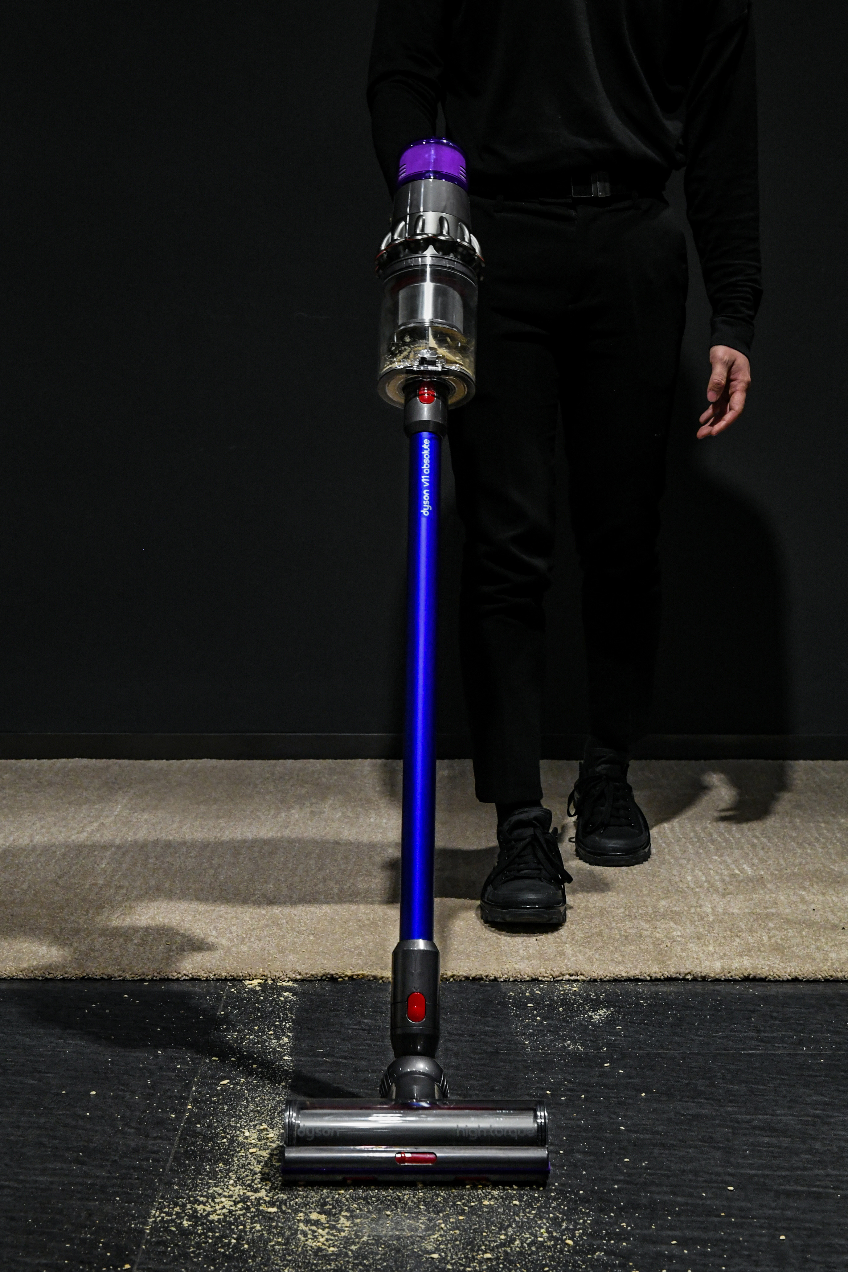 戴森最強(qiáng)勁的無繩吸塵器，吸力比戴森V10無繩吸塵器提高40%-鋒巢網(wǎng)