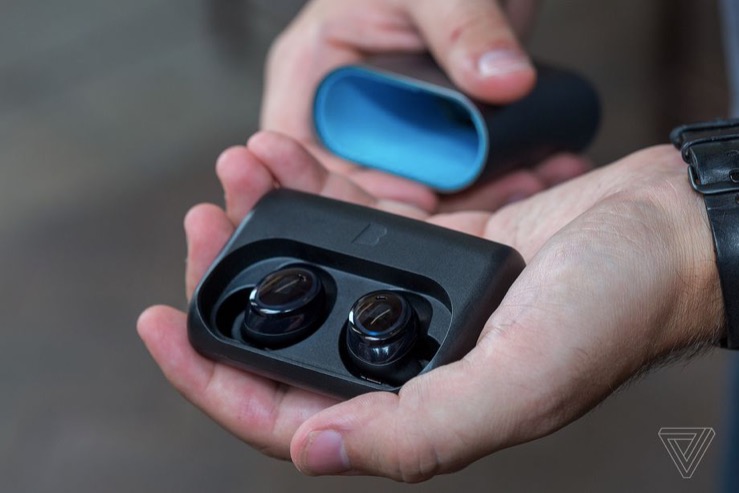 Bragi證實將退出無線耳機業(yè)務(wù)-鋒巢網(wǎng)