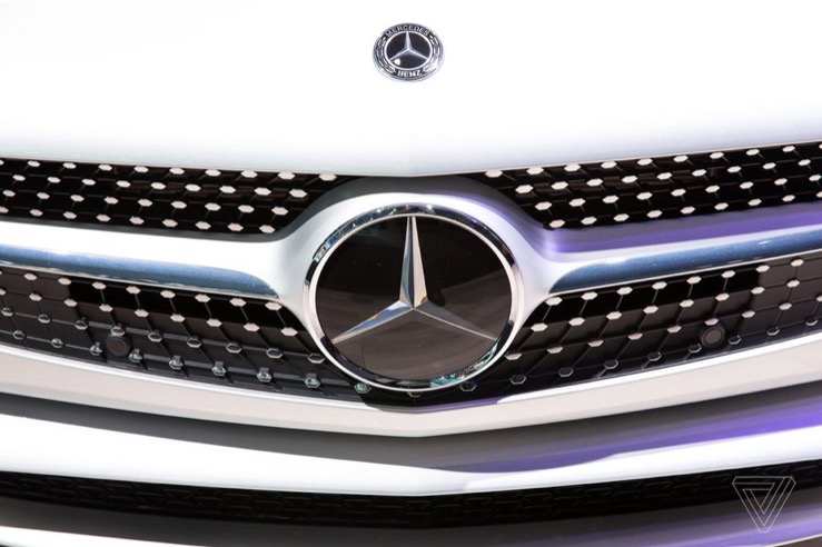 16人因涉嫌盜竊100輛Car2Go豪華轎車被捕-鋒巢網(wǎng)