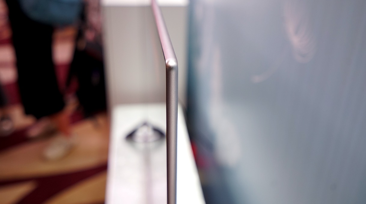 樂(lè)融Letv超強(qiáng)回歸：聯(lián)手漫威，起航健康“凈藍(lán)”護(hù)眼-鋒巢網(wǎng)