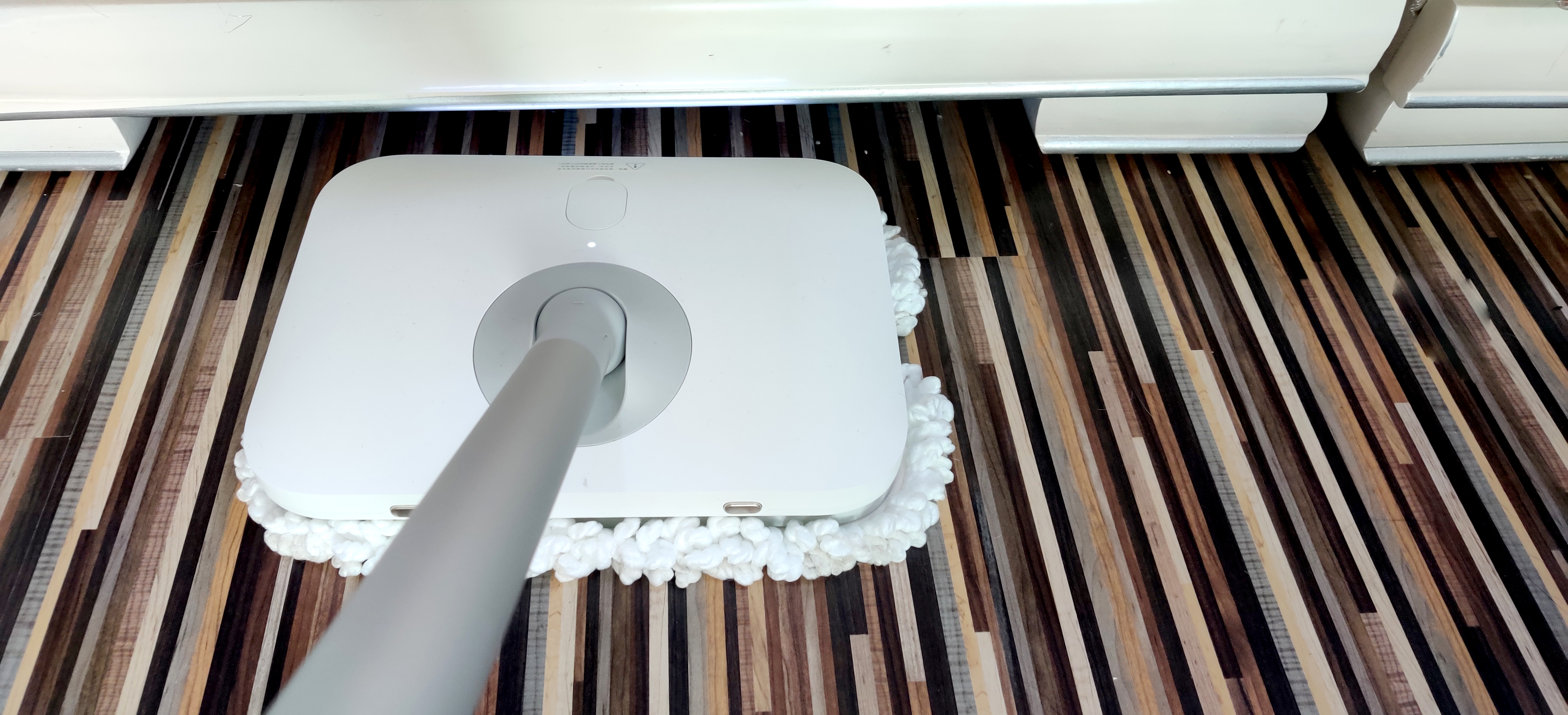 清潔自由省心：米家無(wú)線手持擦地機(jī)體驗(yàn)-鋒巢網(wǎng)