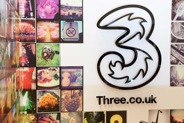 三家英國公司將于8月推出5G網(wǎng)絡(luò)-鋒巢網(wǎng)