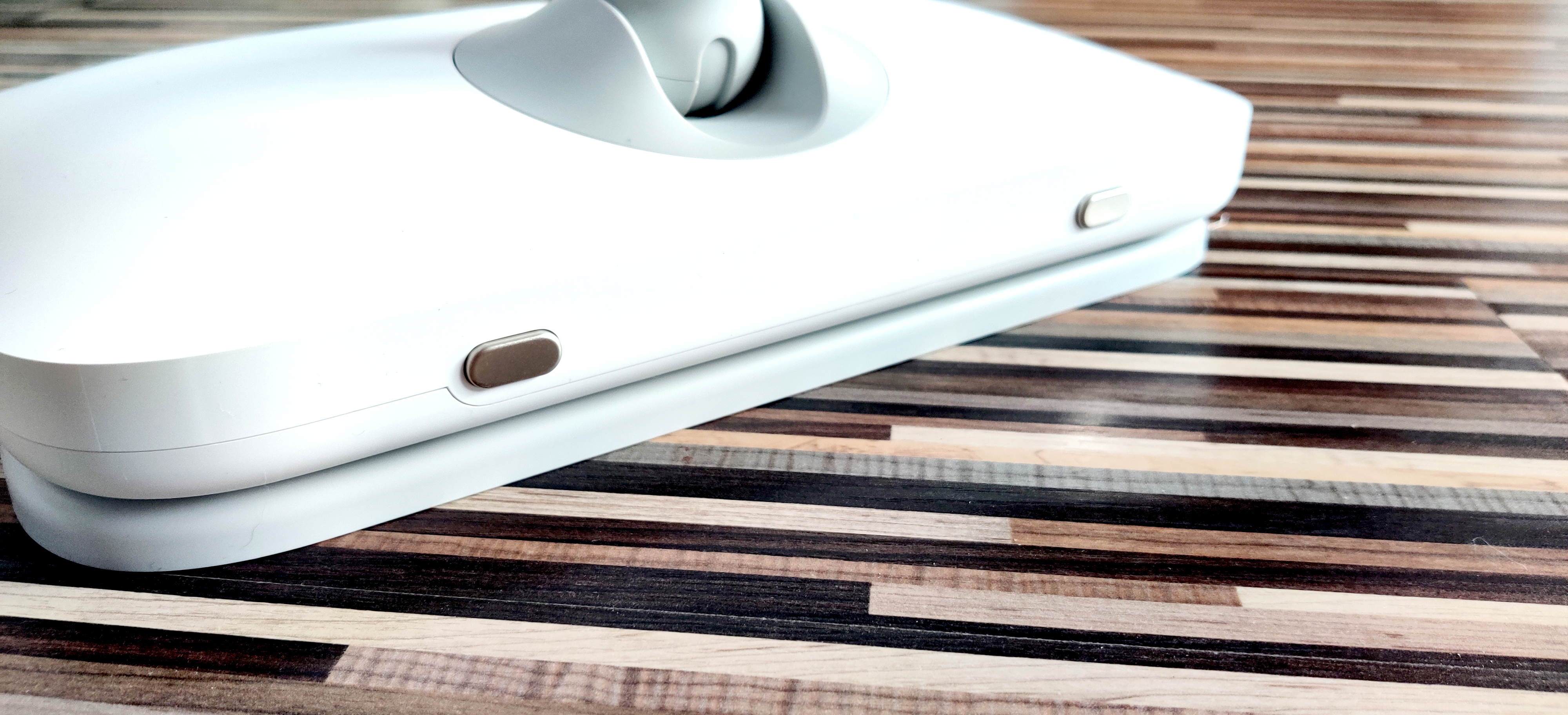 清潔自由省心：米家無(wú)線手持擦地機(jī)體驗(yàn)-鋒巢網(wǎng)