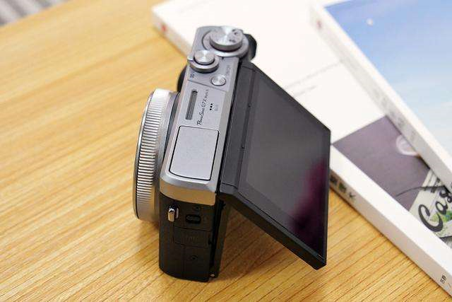 【鋒巢網(wǎng)】佳能高像素版EOS R相機(jī)，8000萬像素不是夢(mèng)！-鋒巢網(wǎng)