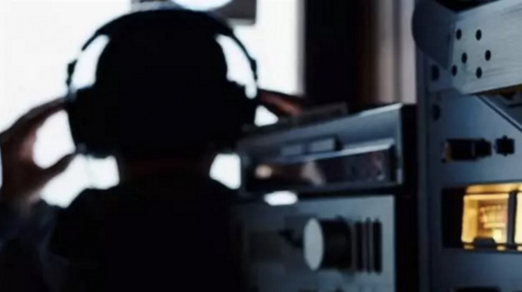 我被一臺(tái)智能音箱“竊聽(tīng)”了-鋒巢網(wǎng)