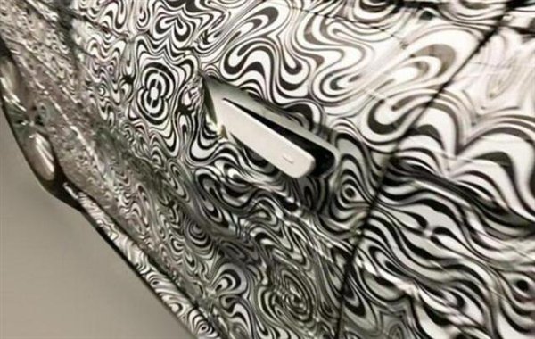 比亞迪“漢”諜照曝光 或?qū)⒚髂?月亮相-鋒巢網(wǎng)