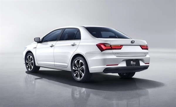 比亞迪全新秦EV下月上市 13.98萬起售-鋒巢網(wǎng)