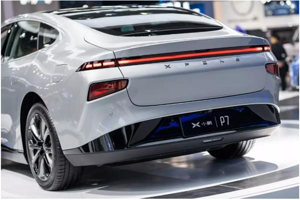 突破1.5萬！最強(qiáng)國產(chǎn)電動(dòng)轎跑小鵬P7強(qiáng)勢(shì)來襲-鋒巢網(wǎng)