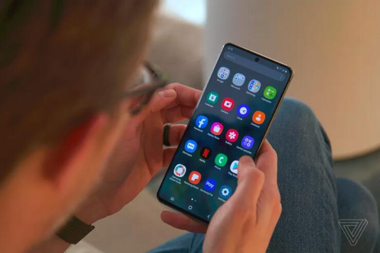 Galaxy S20是許多人將擁有的第一款高刷新顯示手機-鋒巢網(wǎng)
