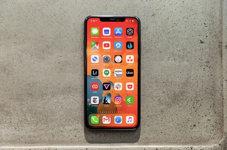 一些5G iPhone和一個新的更大的iPhone SE型號可能會推遲發(fā)布-鋒巢網(wǎng)