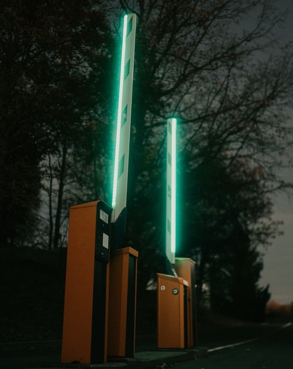 要想手機(jī)過得去，就得帶點(diǎn)「iPhone 綠」？-鋒巢網(wǎng)