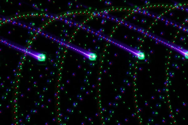 搜索引擎的無限戰(zhàn)爭-鋒巢網(wǎng)