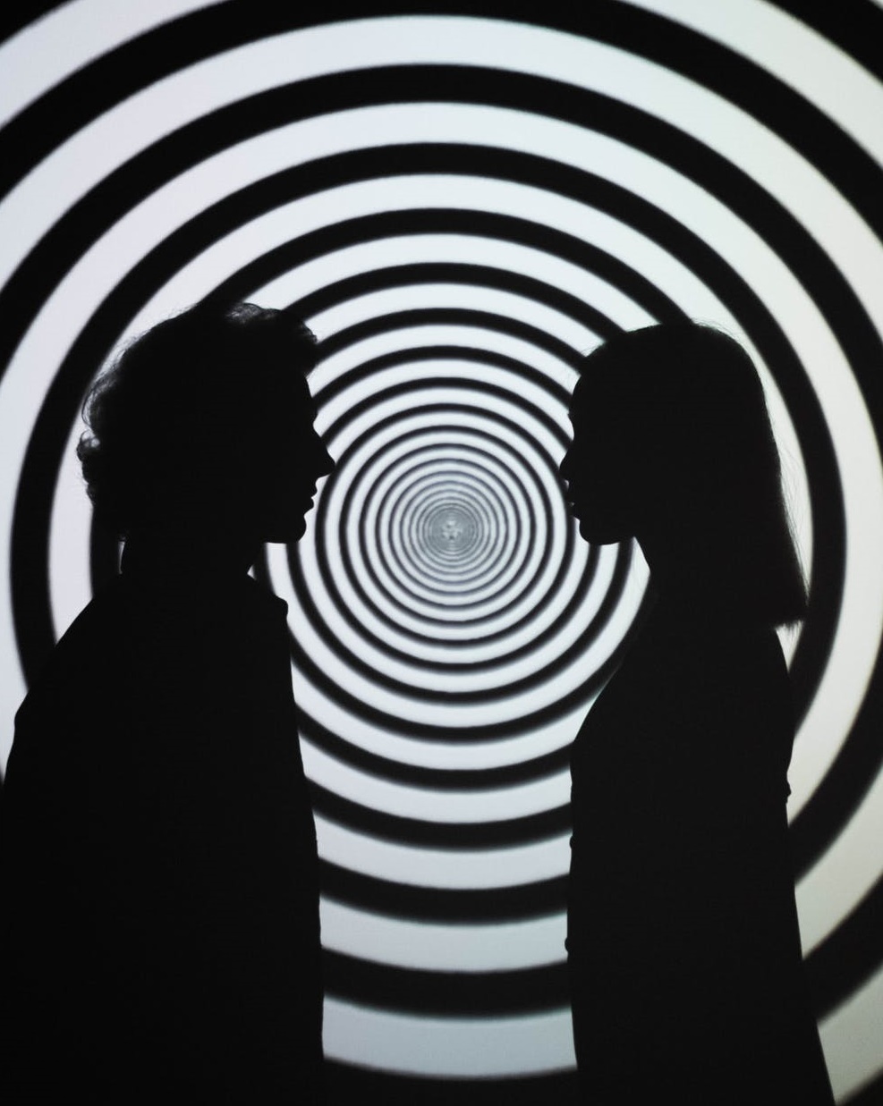 年輕人開始“反算法”-鋒巢網(wǎng)