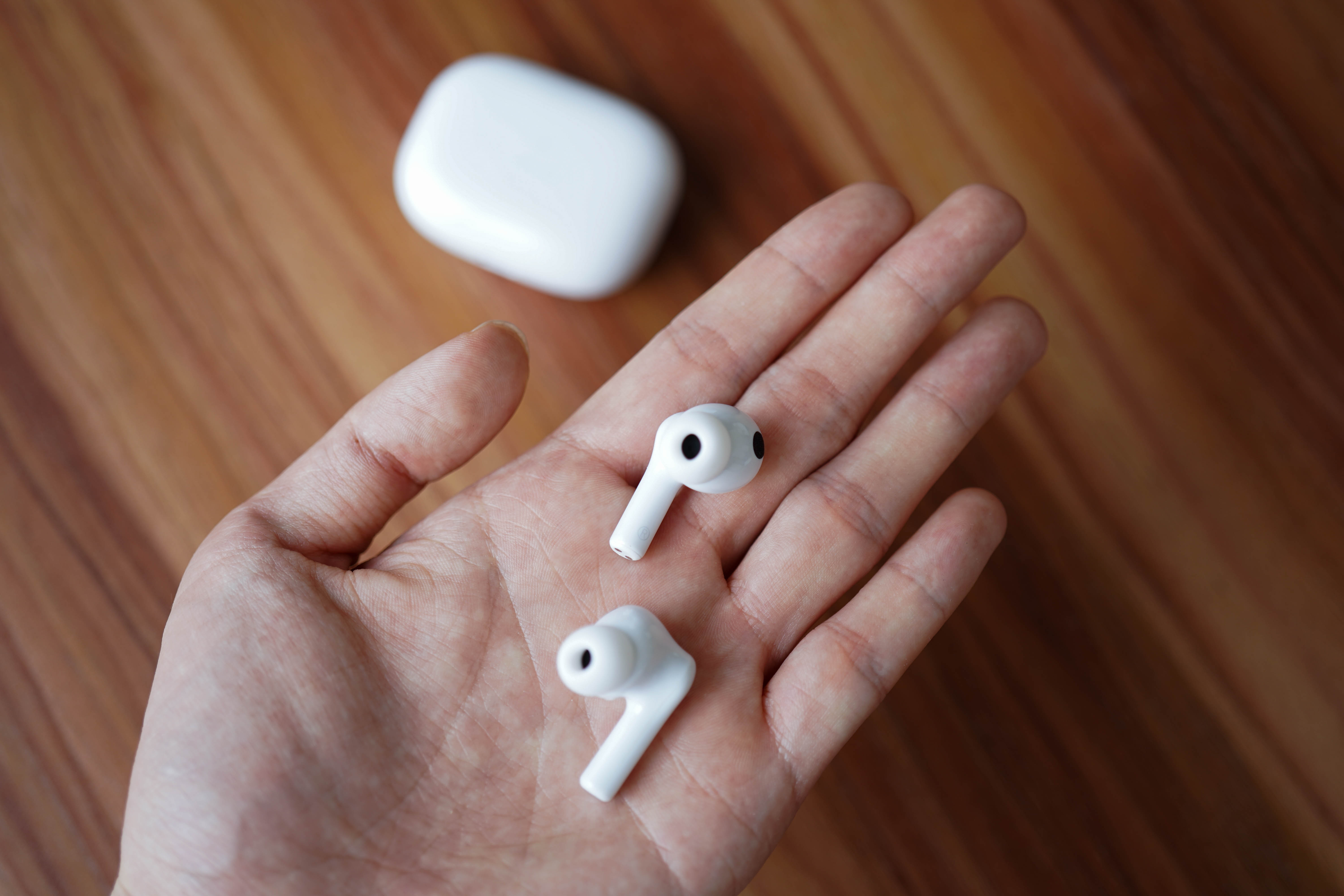 智能降噪無感佩戴：vivo TWS 2系列主動降噪真無線耳機(jī)圖賞-鋒巢網(wǎng)