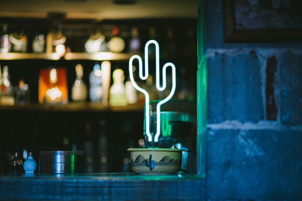 互聯(lián)網(wǎng)大佬：60后在暴走， 80后已躺平-鋒巢網(wǎng)