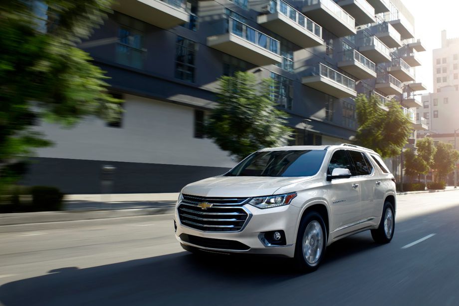 由于芯片短缺，通用汽車放棄了一些suv的無線充電功能-鋒巢網(wǎng)