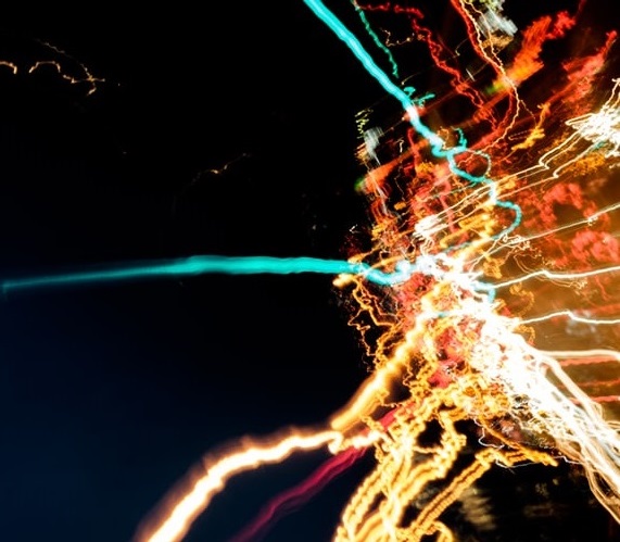 鴻星爾克出圈啟示錄-鋒巢網(wǎng)