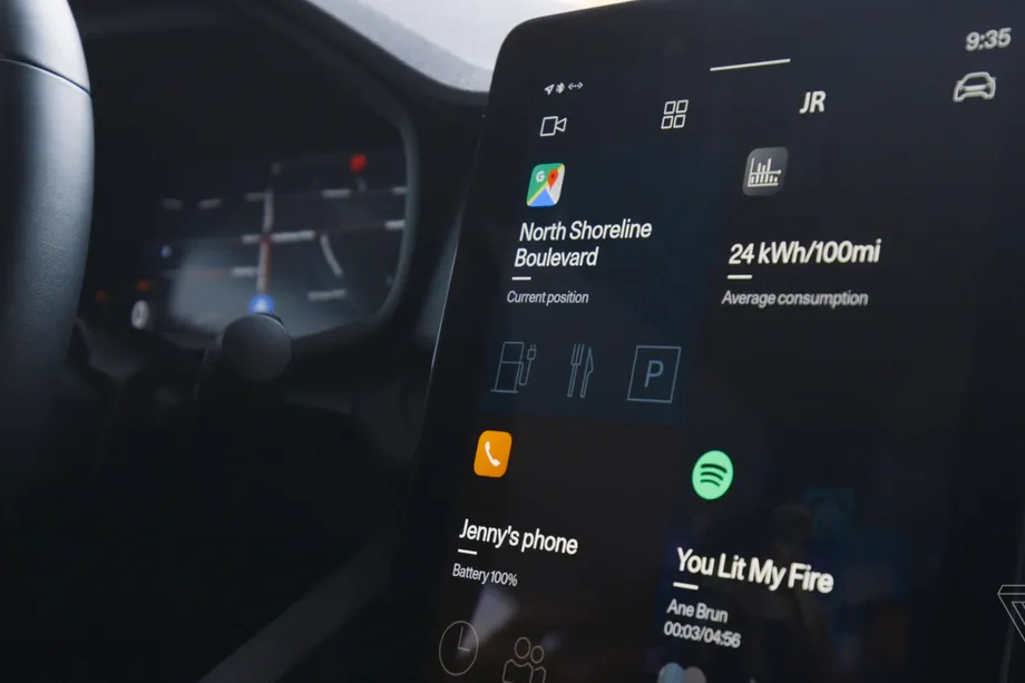 安卓自動駕駛系統有了新的外觀，讓你在開車時不那么分心-鋒巢網