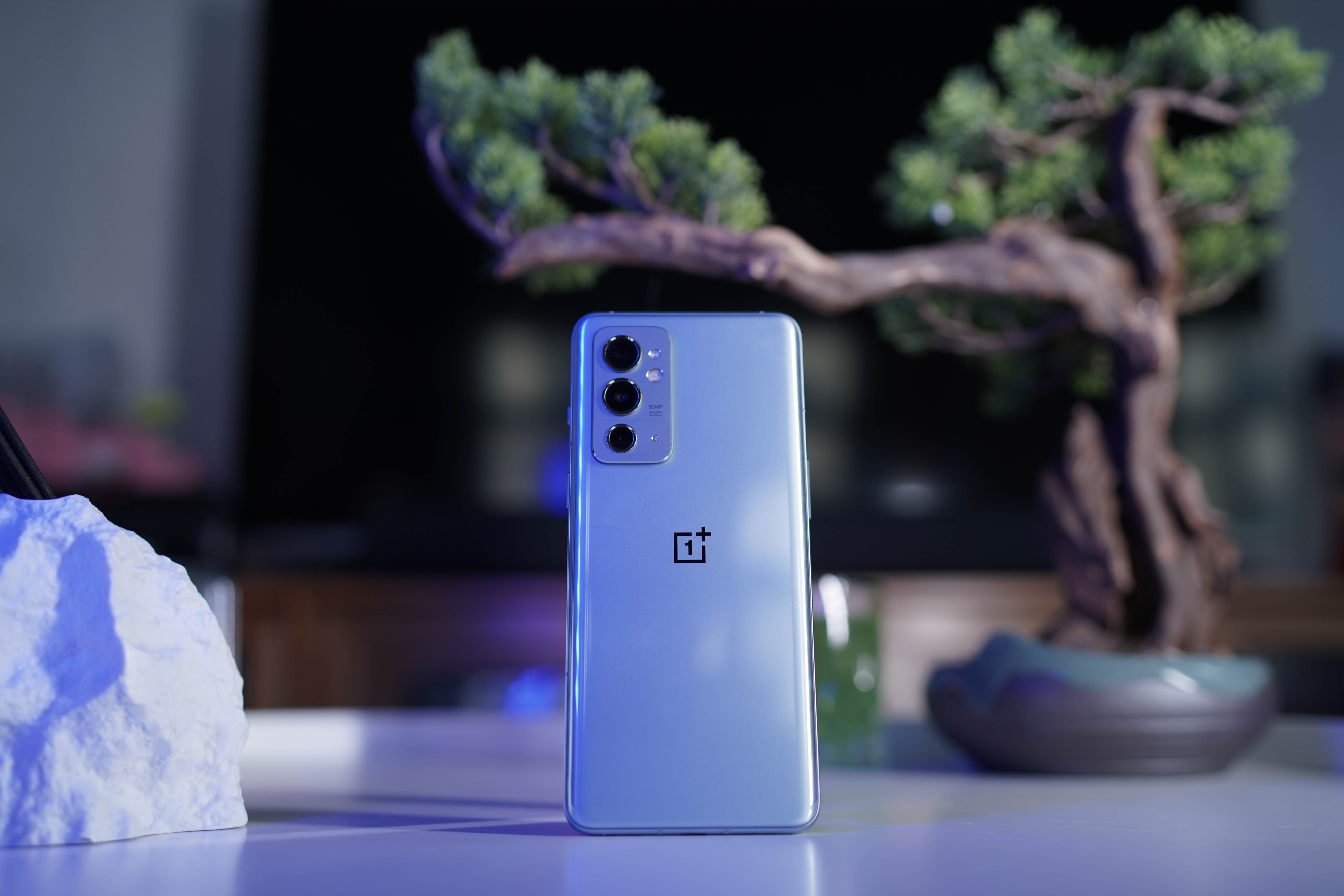 一加9RT評測：以速度之名，為速度重新命名-鋒巢網(wǎng)