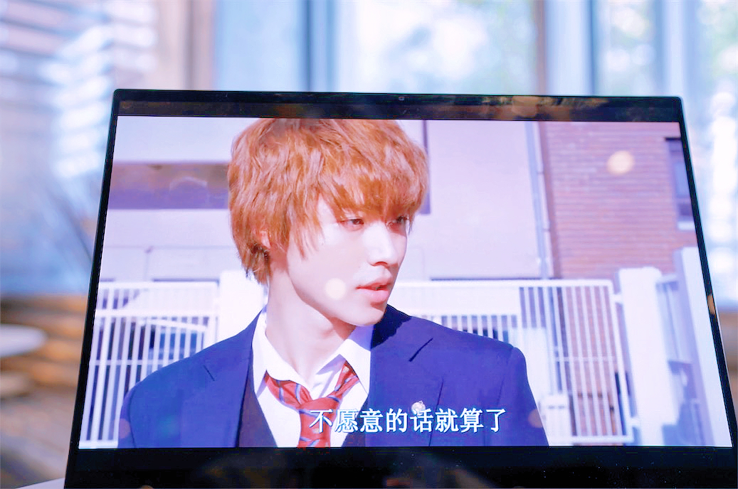 迷你屏+OLED好屏：個(gè)性專業(yè)兩手抓 華碩靈耀X 14專業(yè)好屏體驗(yàn)-鋒巢網(wǎng)